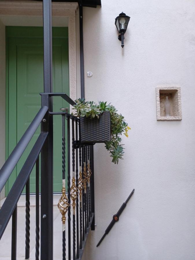 Monnalisa House Apartamento Malcesine Exterior foto